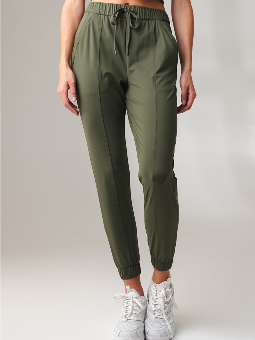 Vitality Nomad Jogger in BROWN SIZE 4XL